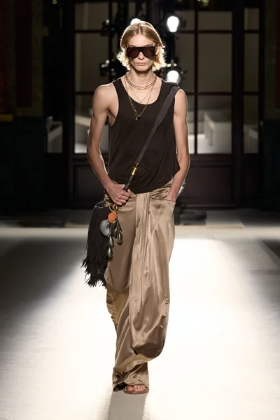 Look 6
